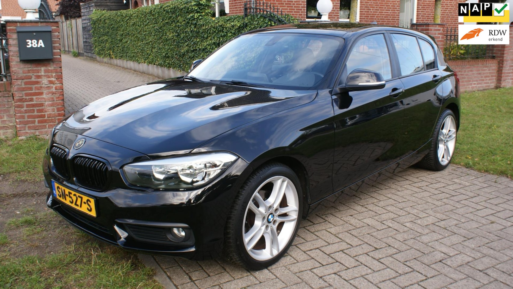 BMW 1-serie - 116i Essential nw type - AutoWereld.nl