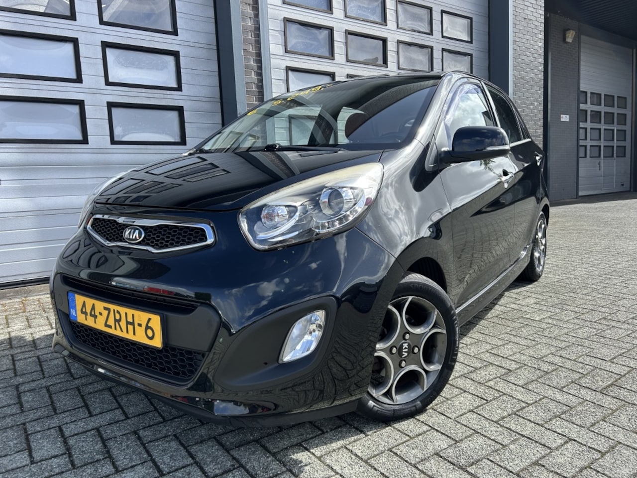 Kia Picanto - 1.0 CVVT Design Ed. Leder*Navi NAP! - AutoWereld.nl