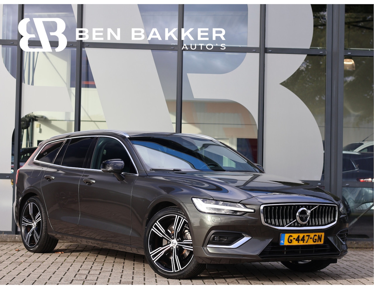 Volvo V60 - 2.0 T4 190PK Inscription Automaat | ACC | Haak | Leder | Cam | Org. NL | - AutoWereld.nl