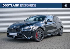 BMW 1-serie - 120 M Sport Automaat / Sportstoelen / Achteruitrijcamera / M Adaptief onderstel / Comfort