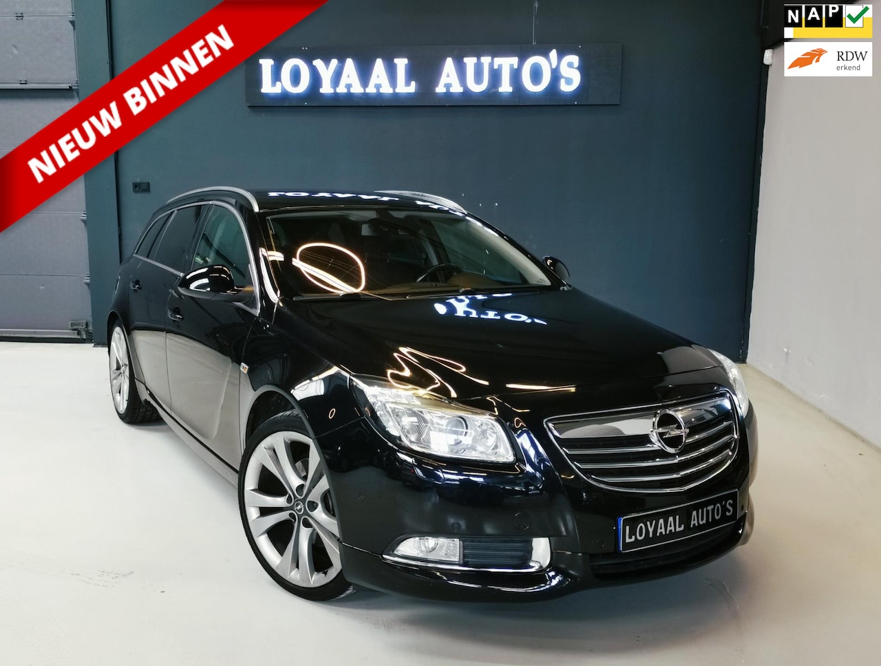 Opel Insignia Sports Tourer - 2.0 T Executive | NAVI | AIRCO | CRUISE | TREKHAAK | PDC | LEDER | NAP | APK. - AutoWereld.nl