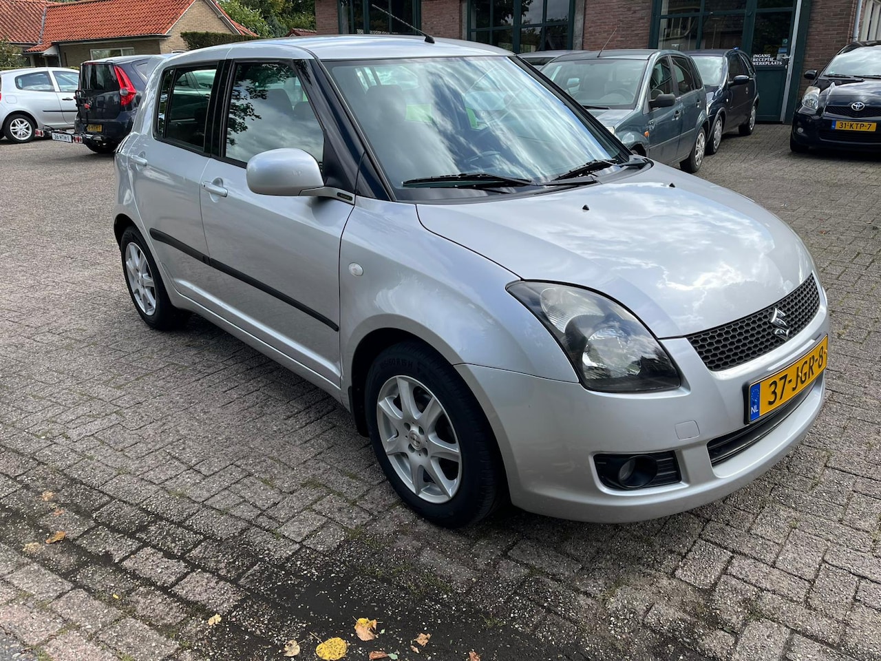Suzuki Swift - 1.3 5D Exclusive - AutoWereld.nl