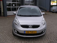 Kia Venga - 1.4 CVVT Plus Pack met navigatie en cruise control en achteruitrij camera
