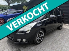 Peugeot 5008 - 1.6 THP GT 7-persoons Automaat Trekhaak