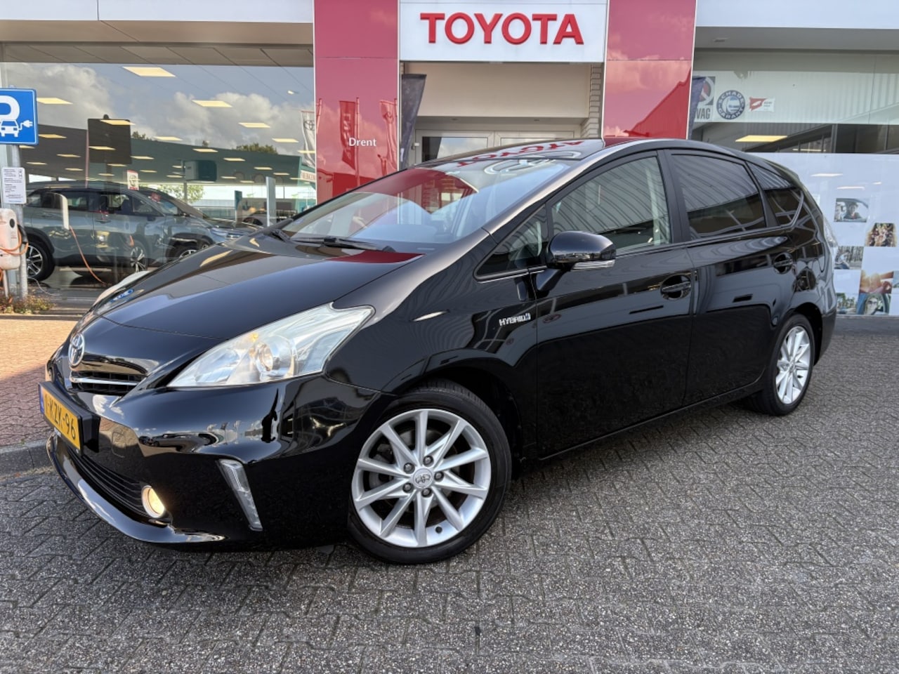 Toyota Prius Wagon - 1.8 Comfort 7-pers. | Trekhak | Pano | Climate | - AutoWereld.nl