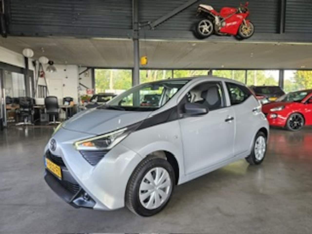 Toyota Aygo - 1.0 VVT-i 72pk 5D x-fun - AutoWereld.nl