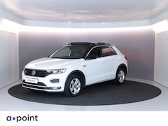 Volkswagen T-Roc - 1.5 TSI Sport Business R 150PK DSG | Panorama dak | Parkeer camera | Keyless entry | Stoel