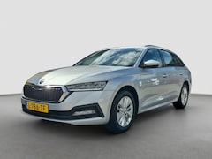 Skoda Octavia Combi - 1.0 TSI Business Edition Stoelverwarming | Elek. achterklep | LED | Full map navigatie |
