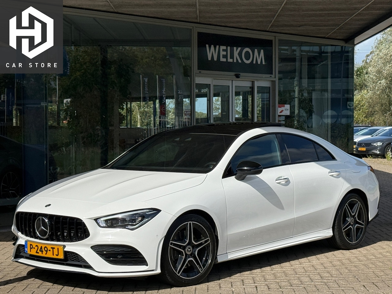 Mercedes-Benz CLA-Klasse - 200 163pk AMG Line Pano|Sfeer|Panamerica Dealer Onderhouden - AutoWereld.nl