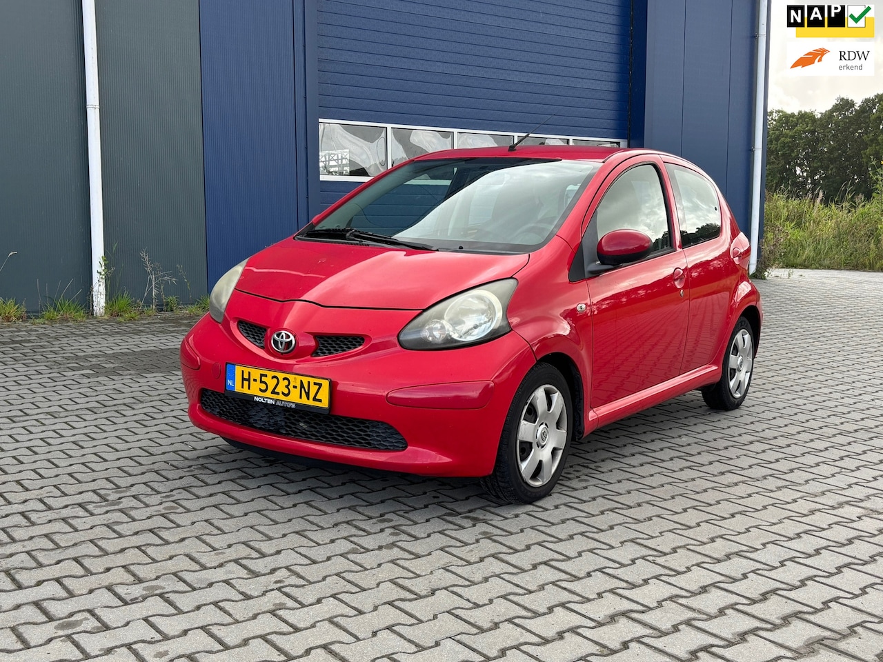 Toyota Aygo - 1.0-12V | 5 Deurs | - AutoWereld.nl
