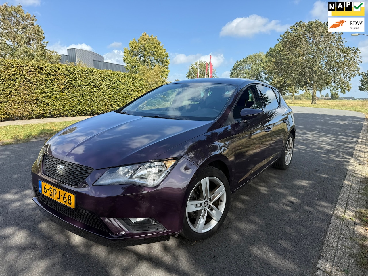 SEAT Leon - 1.6 TDI Limited NAP/AIRCO/APK 6-2026/CRUISE - AutoWereld.nl