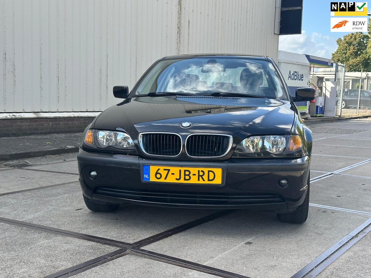 BMW 3-serie - 318i Executive Clima/Cruise/Pdc Nap - AutoWereld.nl