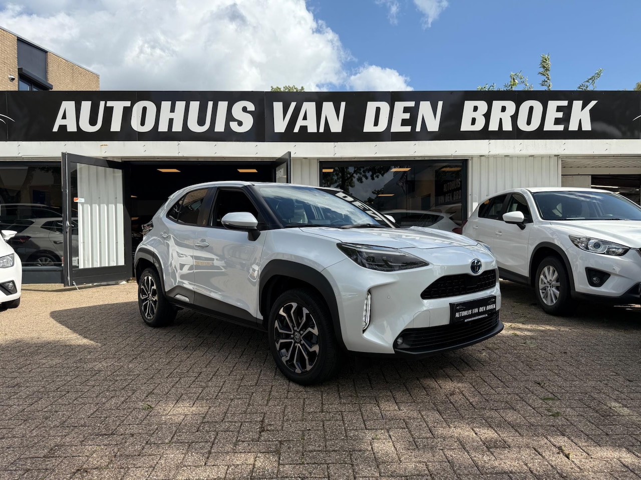 Toyota Yaris Cross - 1.5 Hybrid 116Pk|Xenon|Navi|Cruise|Carplay|Camera|ACC|Climate|Stuur+Stoelverw|Lmv - AutoWereld.nl