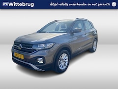 Volkswagen T-Cross - 1.0 TSI 95pk Life / Navigatie / Parkeersensoren Voor + Achter / Achteruitrijcamera / Airco