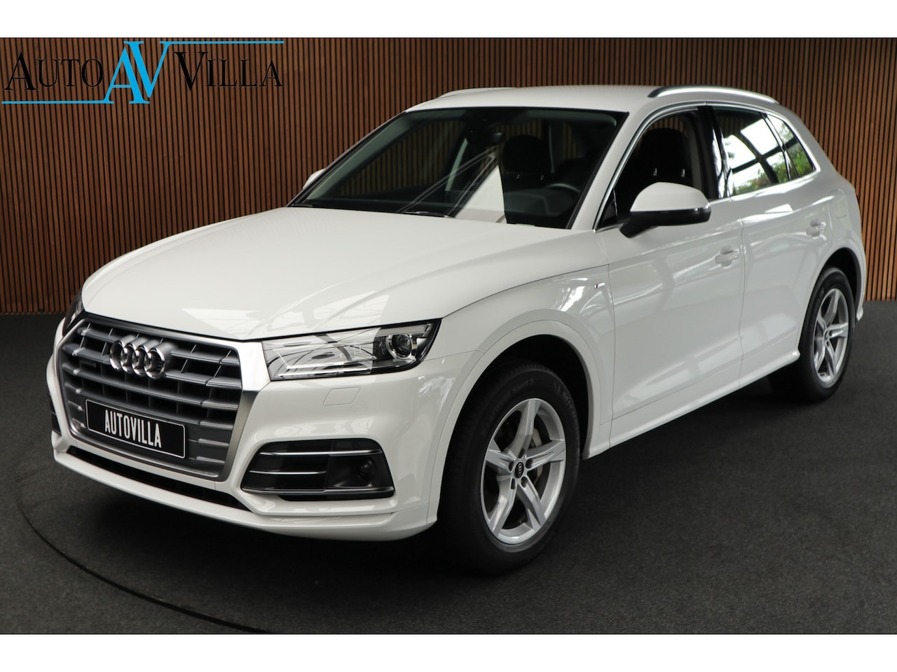 Audi Q5 - 50 TFSI e quattro S edition CRUISE ADAPTIEF - NAVI - TOUR PAKKET - CAMERA - AutoWereld.nl