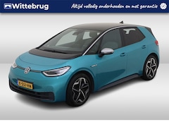 Volkswagen ID.3 - First Plus 58 kWh / Navigatie / LM 19 inch / Camera / Parkeersensoren / LED Matrix / Keyle
