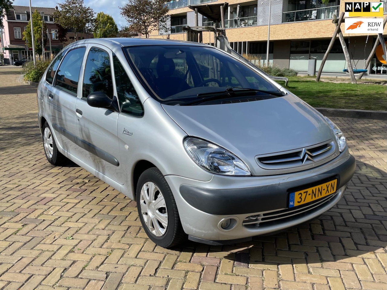 Citroën Xsara Picasso - 2.0i-16V Différence 2 2.0i-16V Différence 2, Aut, Trekhaak, Climate/Cruise control, Elektr ramen, Geen import, N - AutoWereld.nl