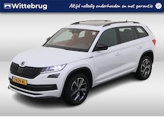 Skoda Kodiaq - 1.5 TSI 150pk Sportline Business DSG Automaat / Panorama dak / Navigatie / LM 19 inch / Ca
