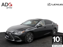 Lexus ES - 300h Luxury Line | Schuif-/kanteldak | Elektrisch bedienbare achterklep | Nieuw | Uit voor