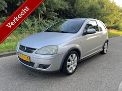 Opel Corsa - 1.2-16V Silverline Airco