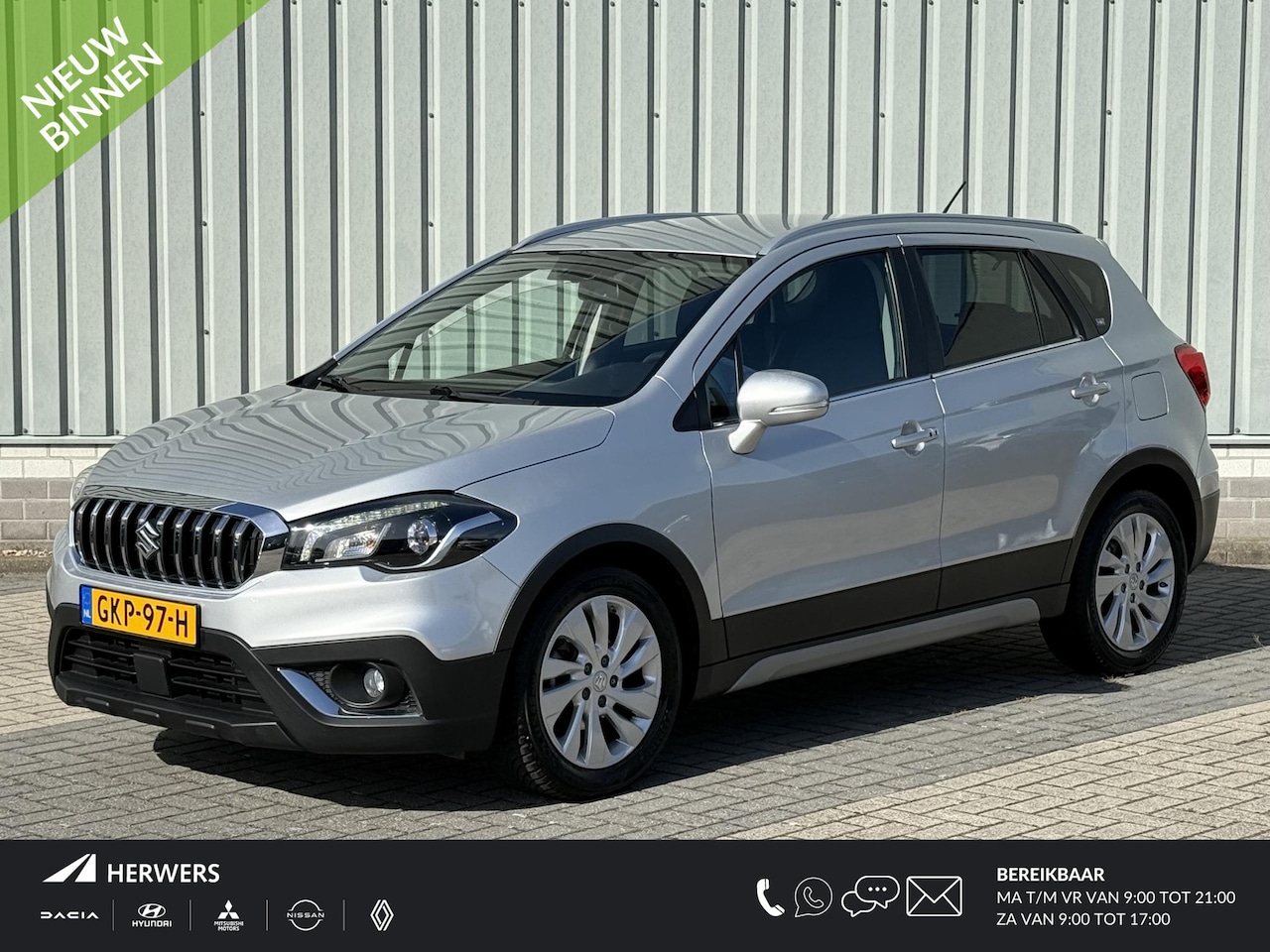 Suzuki S-Cross - 1.0 Boosterjet Exclusive / Stoelverwarming / Navigatie / Achteruitrijcamera / All Season b - AutoWereld.nl