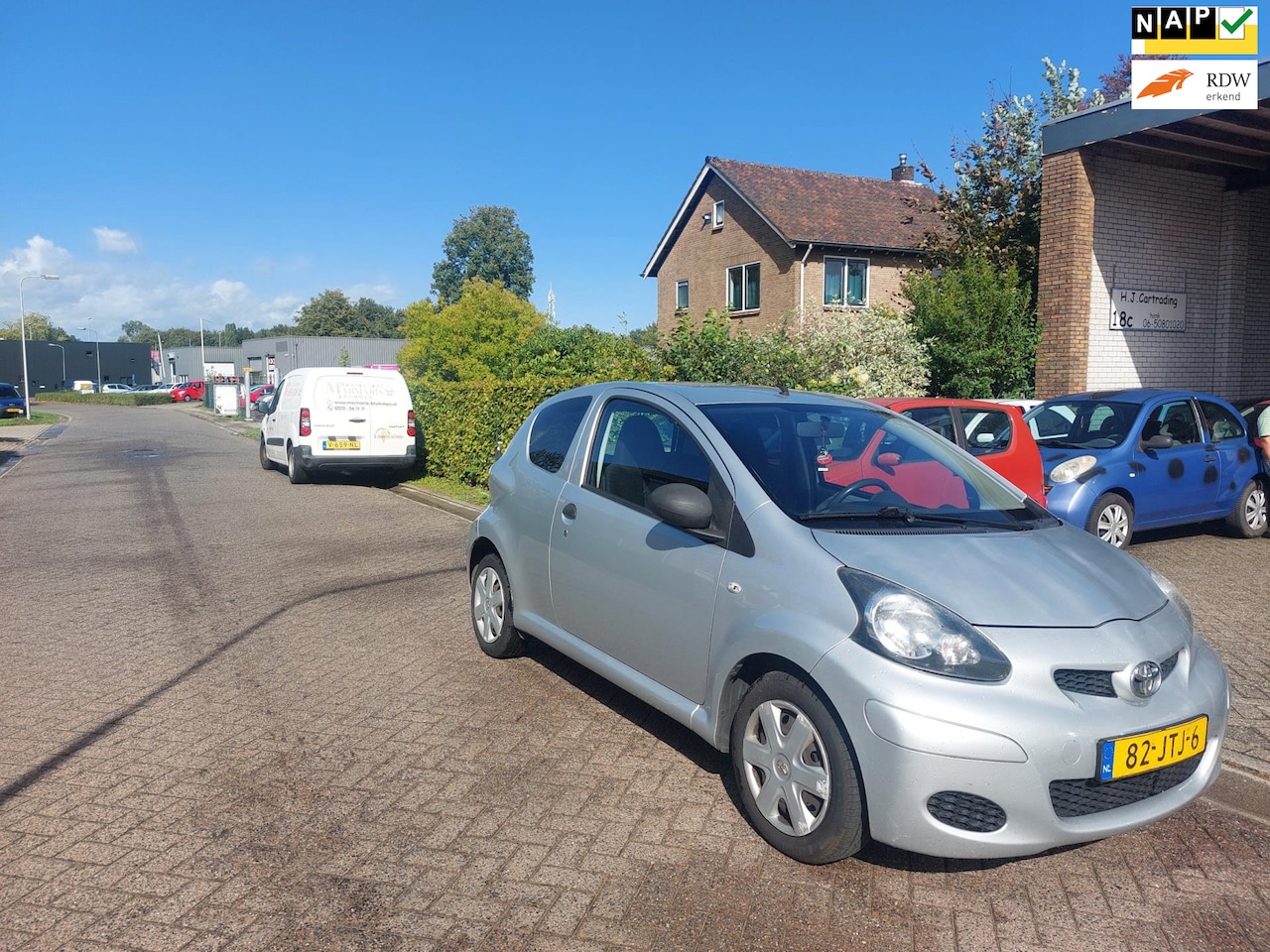 Toyota Aygo - 1.0-12V Access 1.0-12V Access Nieuwe APK - AutoWereld.nl