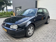 Volkswagen Golf - 1.4-16V
