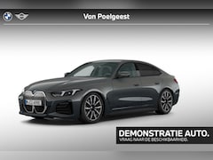 BMW i4 - eDrive40 M-Sport / Parking Assistant / Elektrisch verstelbare stoelen / Stoelverwarming /