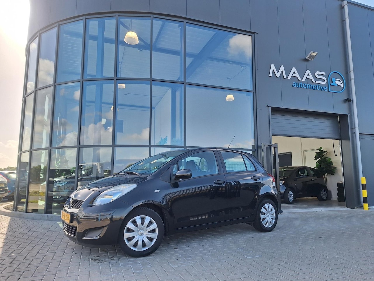 Toyota Yaris - 1.3 VVT-i Comfort 1.3 VVTi Comfort - AutoWereld.nl