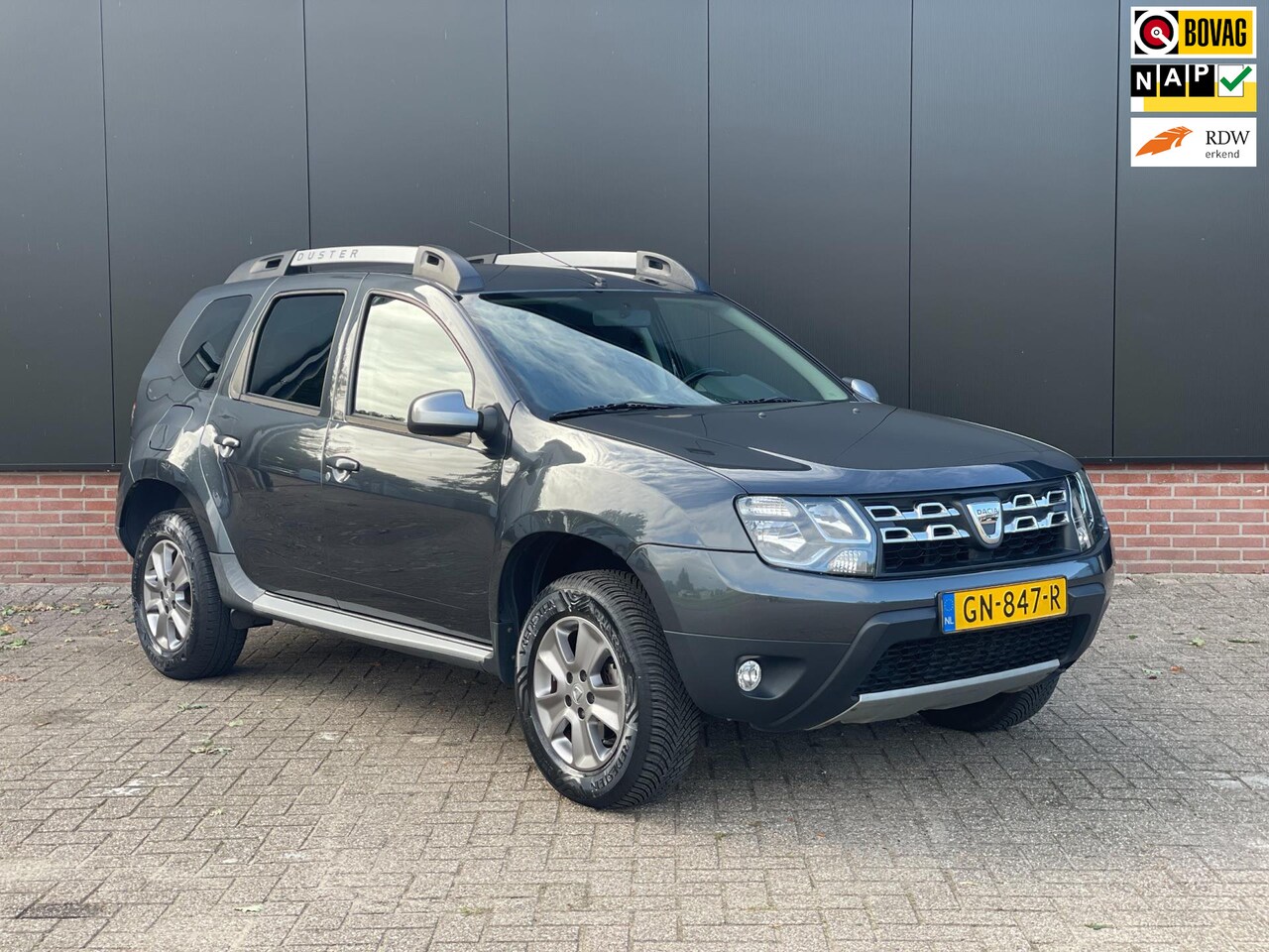 Dacia Duster - 1.2 Tce 4x2 10th Anniversary 1.2 TCe 4x2 10th Anniversary - AutoWereld.nl