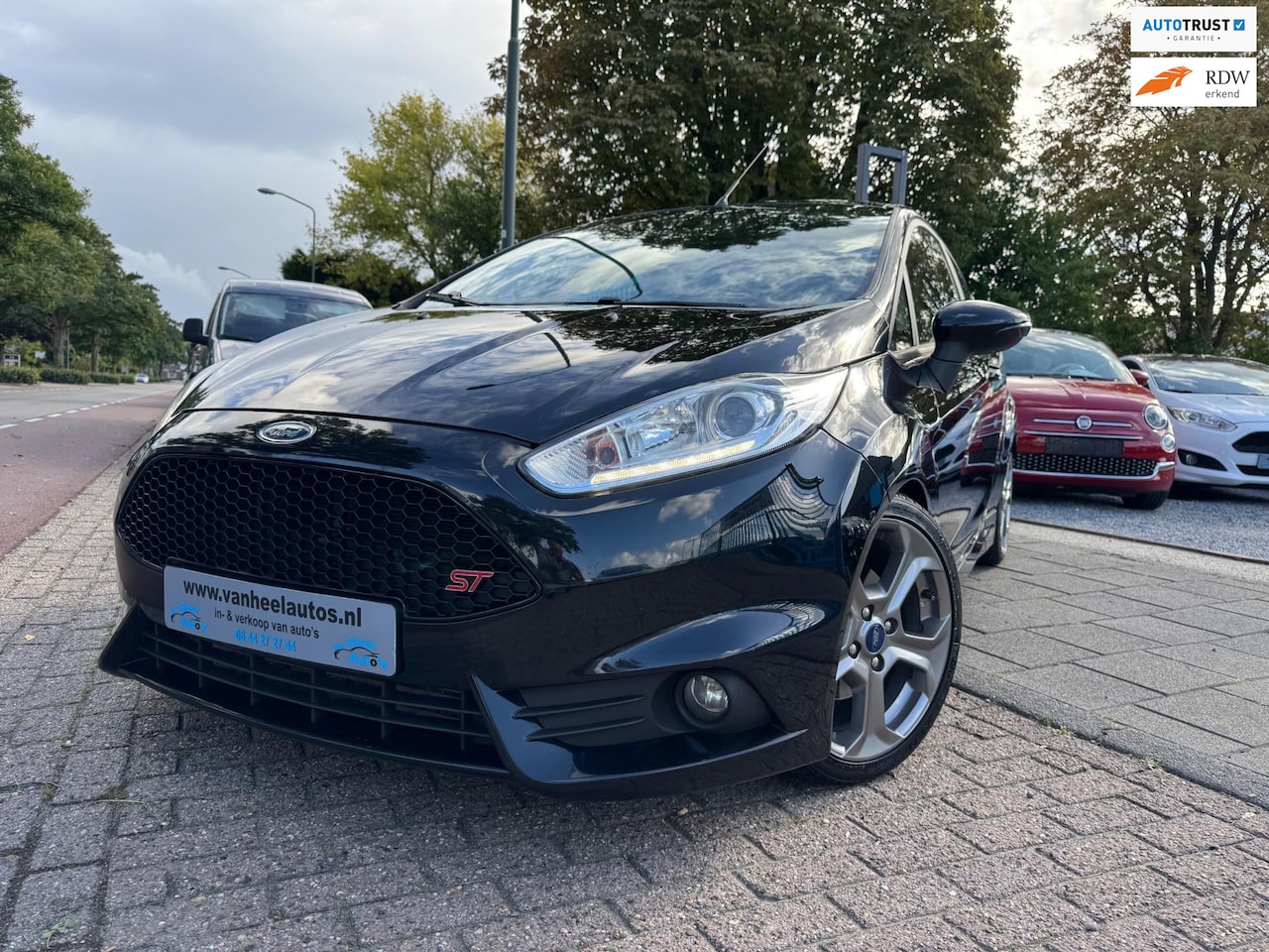 Ford Fiesta - 1.6 ST2 Clima Elek Pakket Lmv Pdc Recaro Nw Apk - AutoWereld.nl