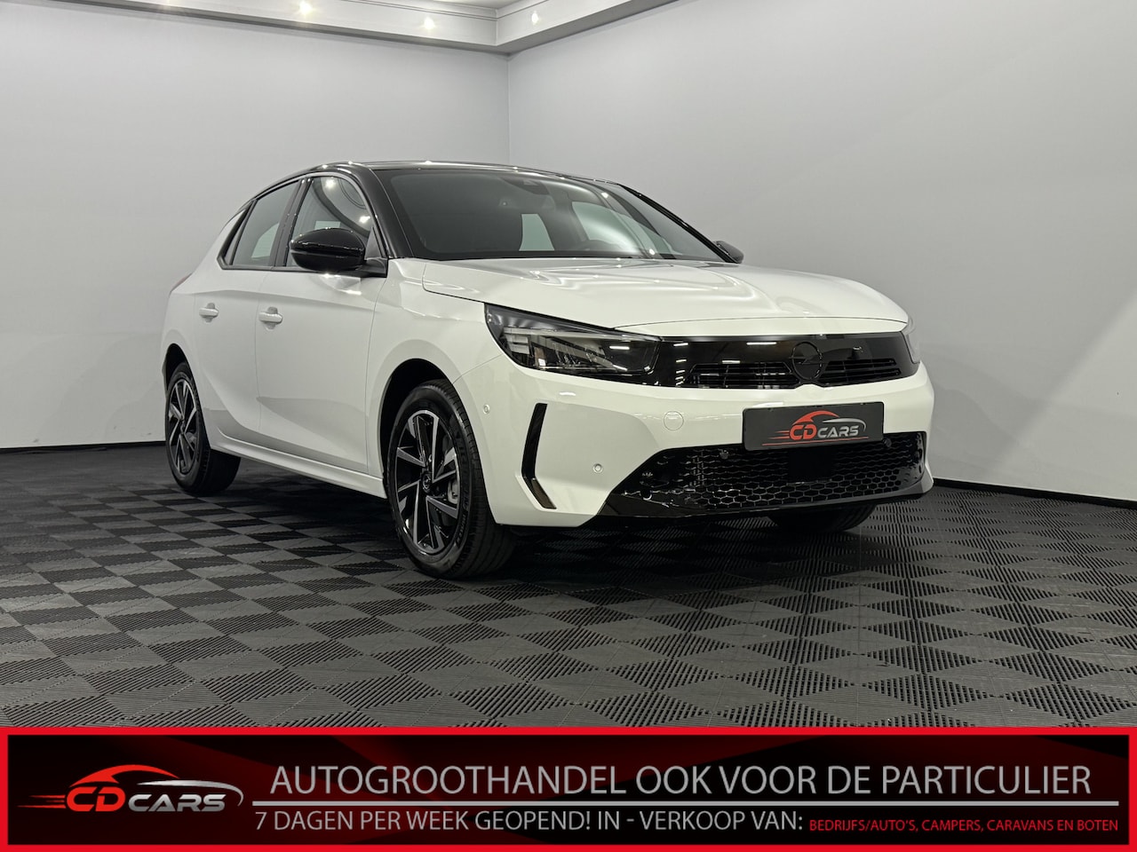 Opel Corsa - 1.2 GS Line Half leder, Camera, Apple carplay, Virtual desk, Winterpakket, Cruise control, - AutoWereld.nl