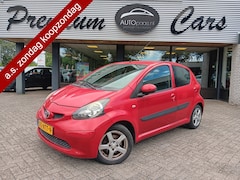 Toyota Aygo - 1.0-12V 5drs, dealeronderhouden, LMV|nw apk, voorbanden, remmen etc|