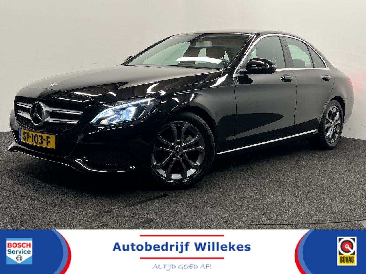 Mercedes-Benz C-klasse - 180 Premium | NAVIGATIE | TREKHAAK | PARKEERSENSOREN | CRUISE CONTROL | - AutoWereld.nl