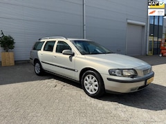 Volvo V70 - 2.4 Comfort Line