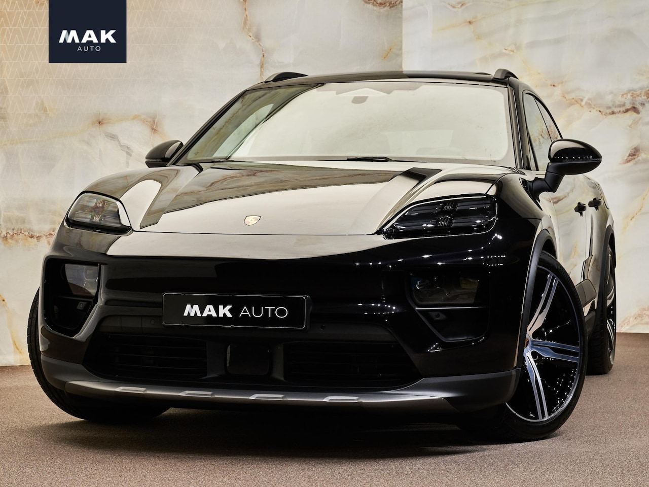 Porsche Macan - 4, 22", Offroad Design, pano, tr.haak, luchtv., Bose, matrix-LED, ACC, privacy - AutoWereld.nl