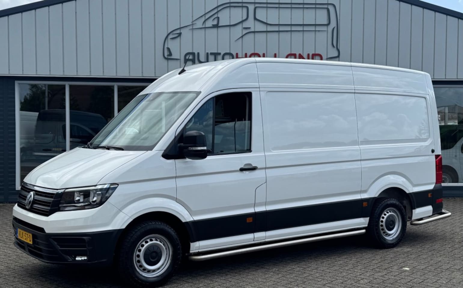 Volkswagen Crafter - 2.0 TDI 75KW 102PK L3H3 EURO 6 AIRCO/ CRUISE CONTROL/ 100% DEALERONDERHOUDEN - AutoWereld.nl