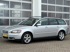 Volvo V50 - 2.4 Edition II 140PK Clima Cruise Trekhaak Keurige auto