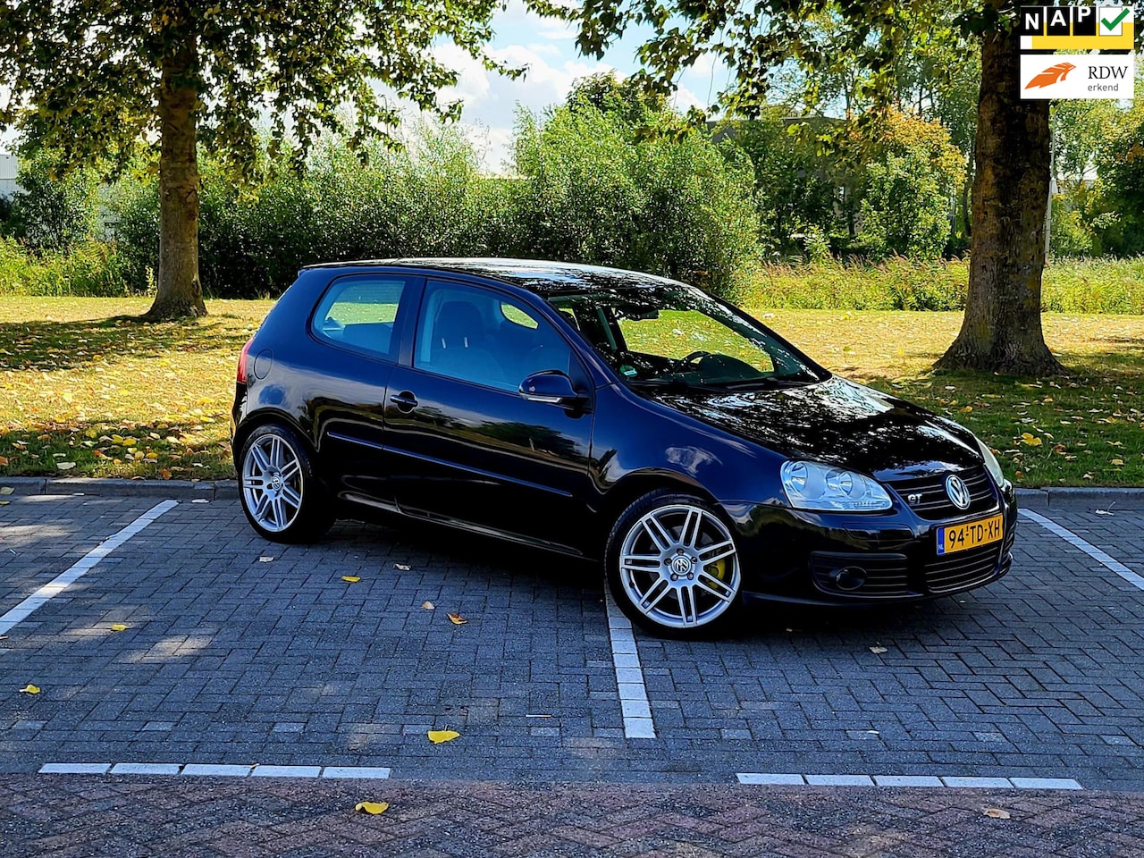 Volkswagen Golf - 1.4 TSI GT Business / Airco / Pdc / Nap / Cruise control - AutoWereld.nl