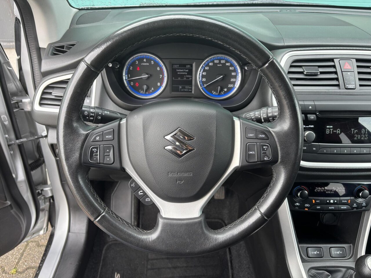 Suzuki SX4 S-Cross - 1.6 Exclusive Automatische Airco/ Cruise Control/ Bluetooth/ afneembare trekhaak.