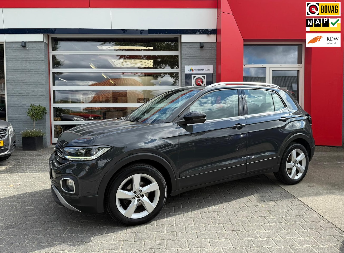 Volkswagen T-Cross - 1.0 TSI Life Business Trekhaak - AutoWereld.nl