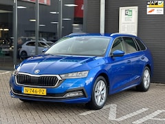 Skoda Octavia Combi - 1.5 TSI First Edition/VIRTUAL COCKPIT/CAMERA/NL-AUTO NAP