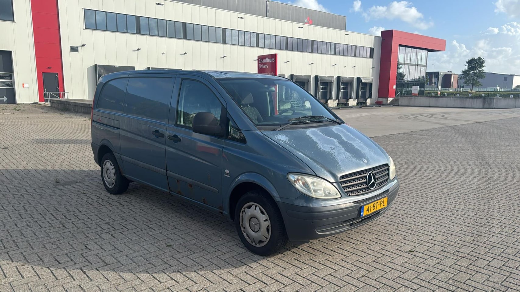 Mercedes-Benz Vito - 111 CDI 320 126.000 NAP Airco Grijs 2005 - AutoWereld.nl