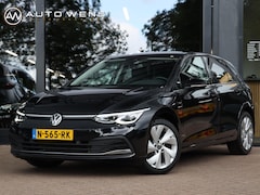 Volkswagen Golf - 1.5 eTSI Style DSG | 17'' | IQ Light | Alcantara | Memory | Camera