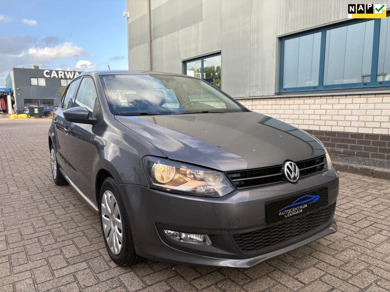 Volkswagen Polo - 1.4-16V Comfortline Grijs - AutoWereld.nl