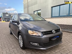 Volkswagen Polo - 1.4-16V Comfortline Grijs