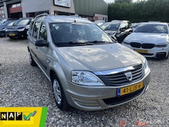 Dacia Logan MCV - 1.6 Ambiance, Airco, Trekhaak, nieuwe APK