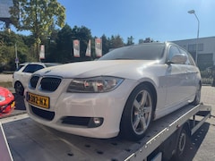 BMW 3-serie Touring - 318i Luxury Line