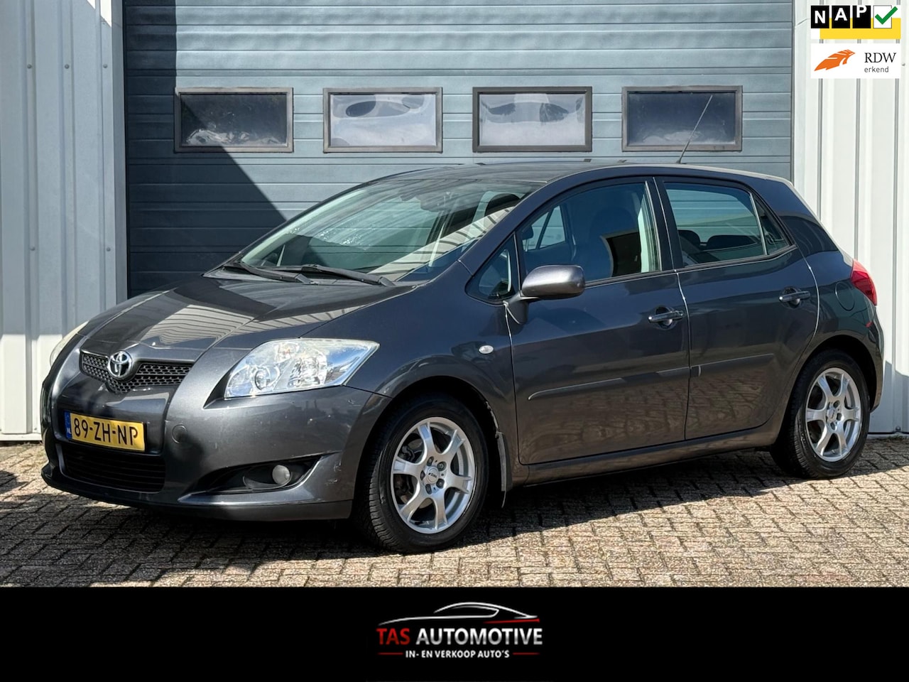 Toyota Auris - 1.6-16V Luna KEYLESS / CLIMA / CRUISE / APK - AutoWereld.nl