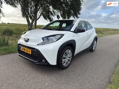 Toyota Aygo X - 1.0 VVT-i MT Play